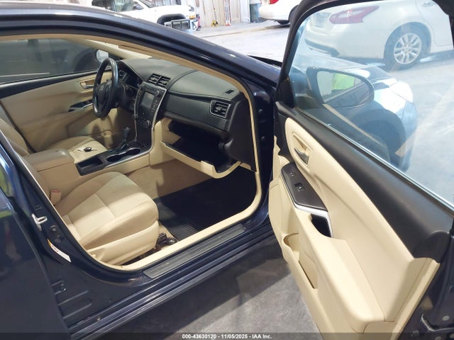 2017 Toyota Camry Le მანქანა იყიდება აუქციონზე, vin: 4T1BF1FK9HU768971, აუქციონის ნომერი: 43630120