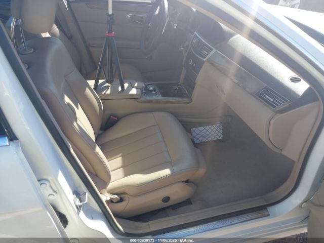 2011 MERCEDES-BENZ E 350 WDDHF8HB7BA314897 Photo 4