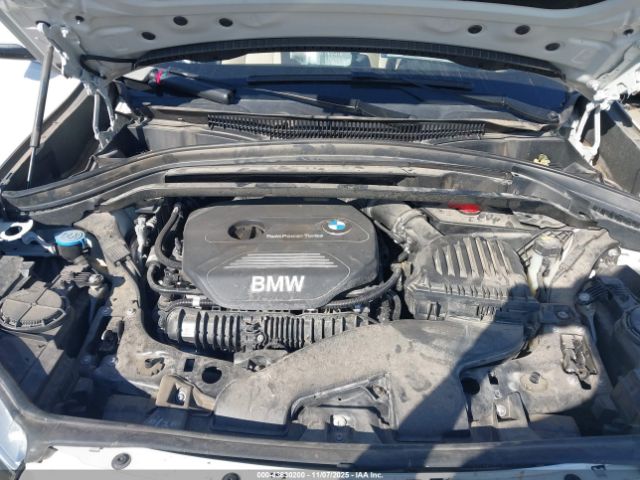 2018 BMW X1 WBXHU7C39J5H39416 Photo 9