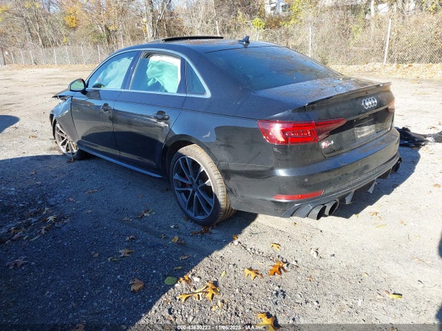 2018 AUDI S4 WAUB4AF4XJA134293 Photo 2