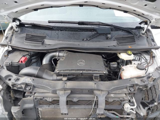 2023 MERCEDES-BENZ METRIS W1YV0BEY9P4289474 Photo 9