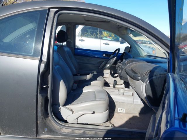 2001 VOLKSWAGEN NEW BEETLE 3VWCS21C51M422305 Photo 4