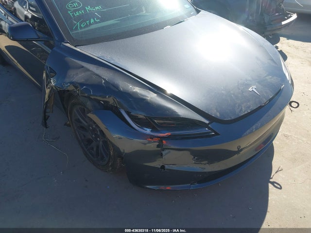 43630318 :رقم المزاد ، 5YJ3E1EB6RF728869 vin ، 2024 Tesla Model 3 Long Range Dual Motor All-wheel Drive مزاد بيع