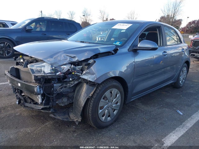 43630347 :رقم المزاد ، 3KPA25AD8LE316559 vin ، 2020 Kia Rio 5-door S مزاد بيع