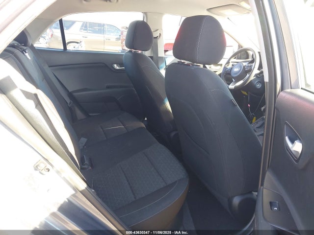 43630347 :رقم المزاد ، 3KPA25AD8LE316559 vin ، 2020 Kia Rio 5-door S مزاد بيع