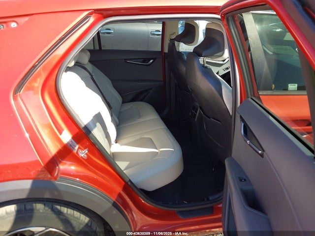 KNDCR3LE0P5066430 KIA NIRO EX