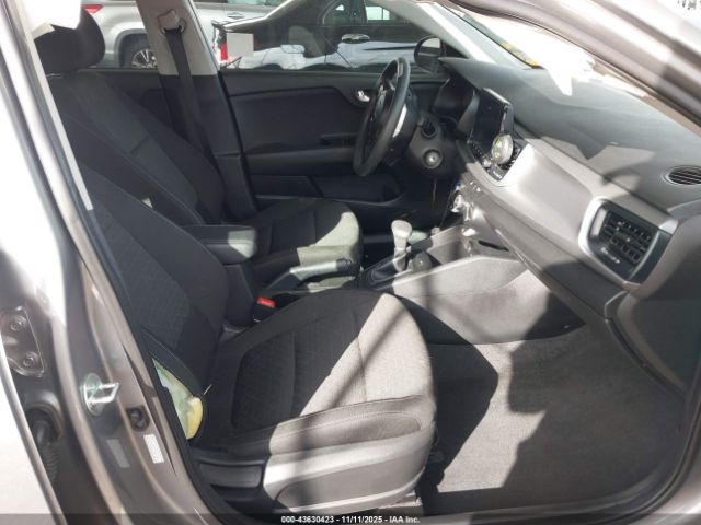 2023 KIA RIO 5-DOOR 3KPA25AD0PE623343 Photo 4