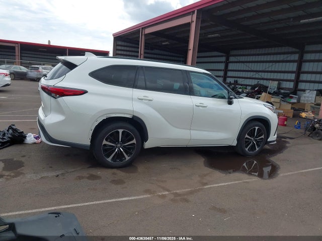 5TDLZRAH7MS056774 Toyota Highlander Xse