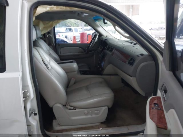 2007 CHEVROLET TAHOE 1GNFC13077J190359 Photo 4