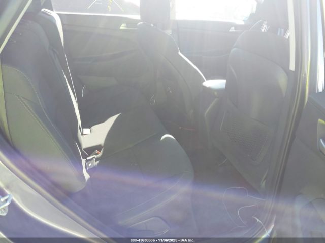 2019 HYUNDAI TUCSON KM8J23A48KU910455 Photo 7