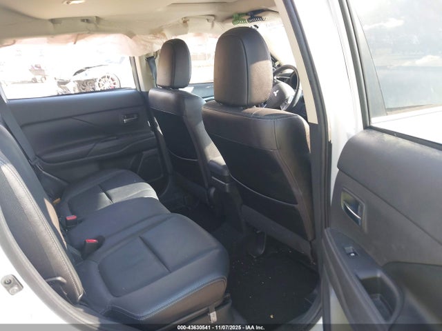 2018 MITSUBISHI OUTLANDER JA4AZ3A33JZ025874 Photo 7