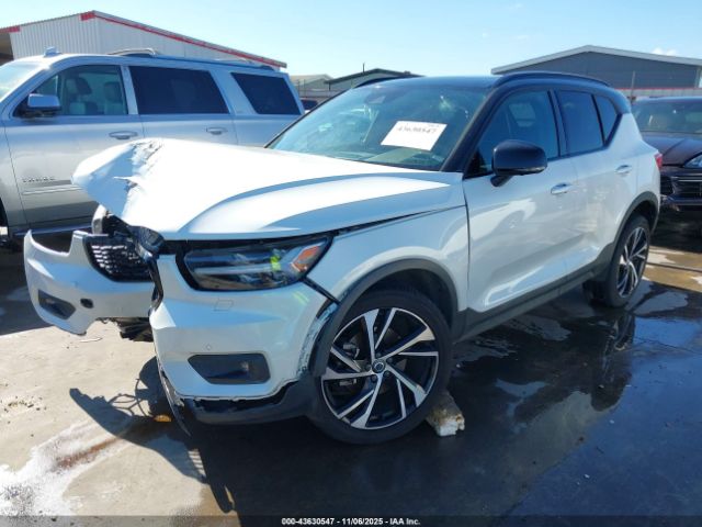 2020 VOLVO XC40 YV4AC2HMXL2345850 Photo 1