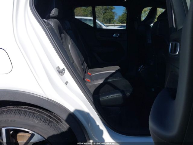 2020 VOLVO XC40 YV4AC2HMXL2345850 Photo 7