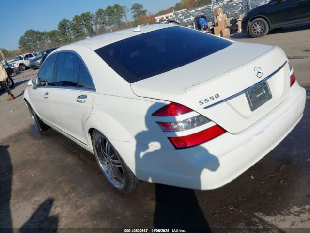 2009 MERCEDES-BENZ S 550 WDDNG71XX9A250607 Photo 2