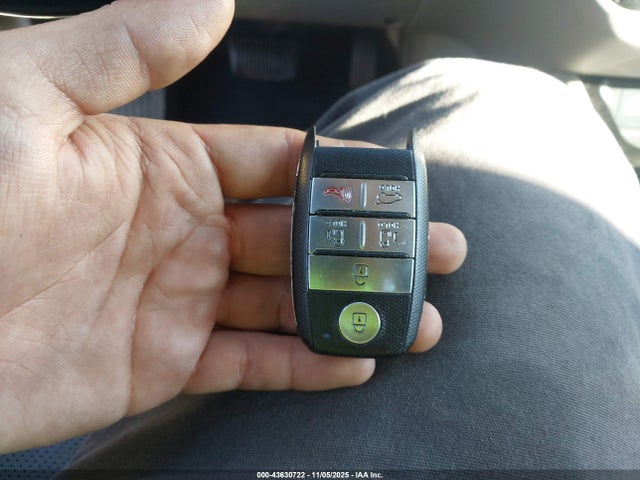 Продаж на аукціоні авто 2016 Kia Sedona Ex, vin: KNDMC5C16G6148025, номер лоту: 43630722