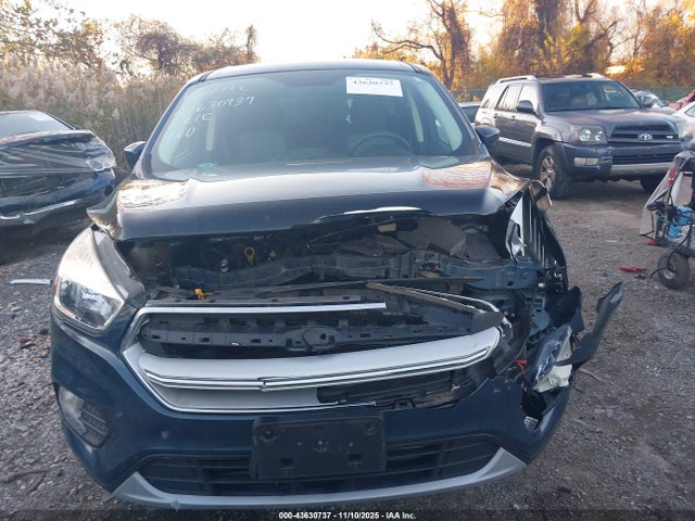 Продажа на аукционе авто 2019 Ford Escape Se, vin: 1FMCU9GD5KUA39608, номер лота: 43630737