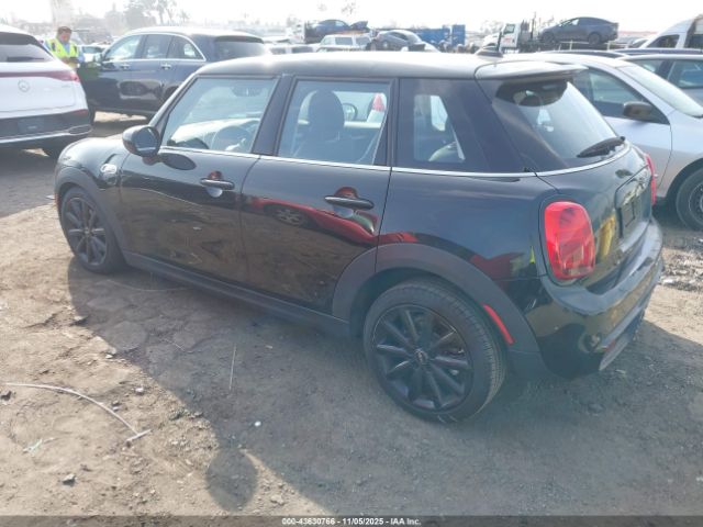 2021 MINI HARDTOP WMWXU9C02M2N97467 Photo 2