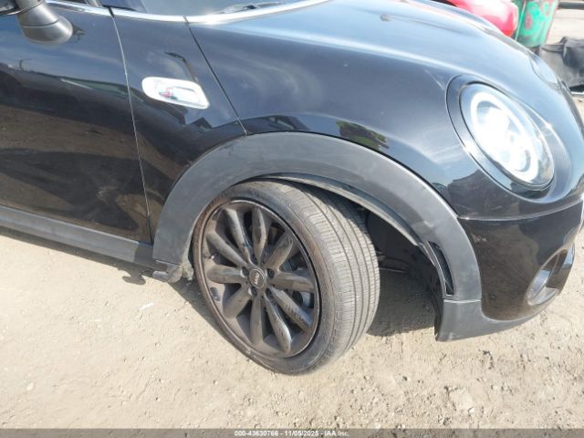 2021 MINI HARDTOP WMWXU9C02M2N97467 Photo 5