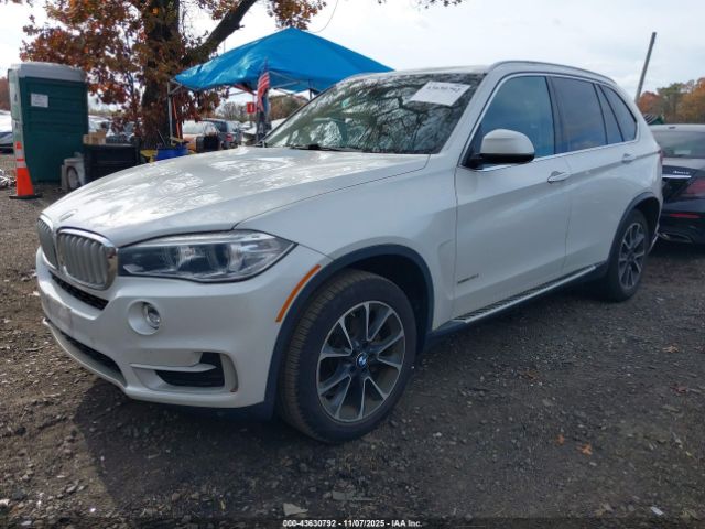 2016 BMW X5 5UXKR0C52G0P22388 Photo 1