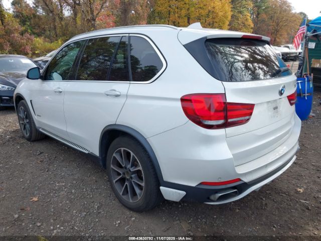 2016 BMW X5 5UXKR0C52G0P22388 Photo 2