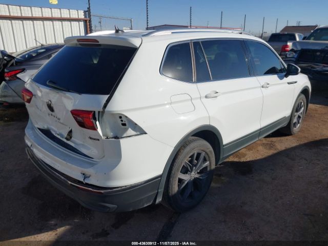 2022 VOLKSWAGEN TIGUAN 3VV2B7AX1NM093320 Photo 3