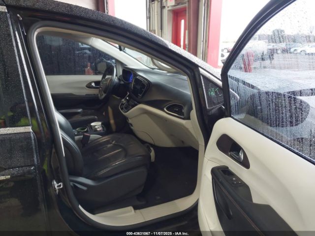 2017 CHRYSLER PACIFICA 2C4RC1BG6HR635434 Photo 4