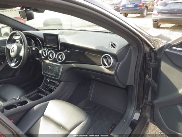 2015 MERCEDES-BENZ CLA 250 WDDSJ4GB4FN173378 Photo 4