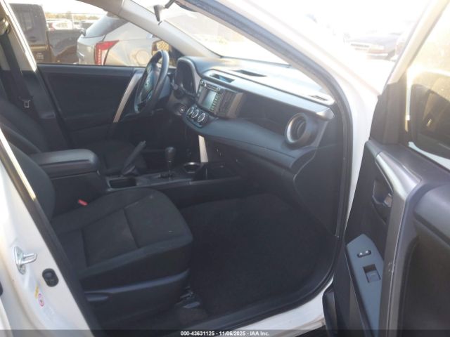 2018 TOYOTA RAV4 JTMZFREV9JJ160288 Photo 4