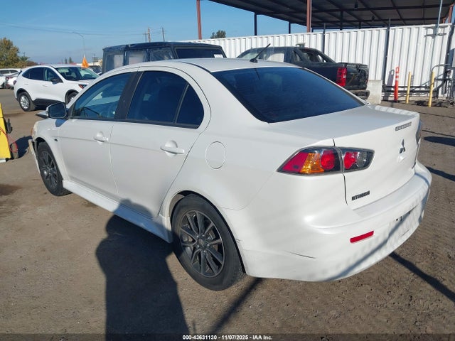 2017 MITSUBISHI LANCER JA32U2FU0HU005754 Photo 2