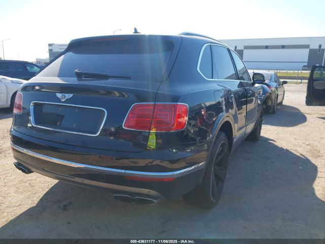 2019 BENTLEY BENTAYGA SJAAM2ZV1KC025026 Photo 3