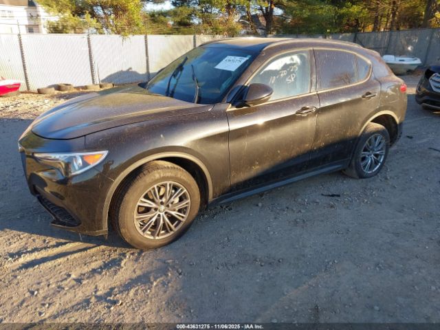 2022 ALFA ROMEO STELVIO ZASPAKAN4N7D27721 Photo 1