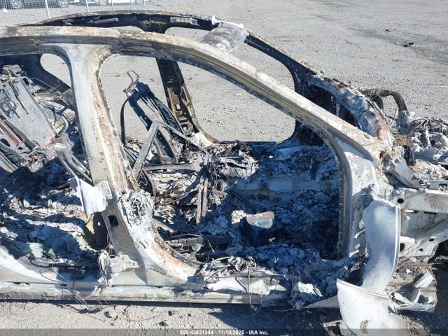 43631344 :رقم المزاد ، 55SWF4JB6JU260596 vin ، 2018 Mercedes-benz C 300 مزاد بيع