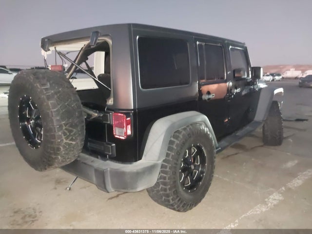 2018 JEEP WRANGLER JK UNLIMITED 1C4HJWDG1JL897677 Photo 3