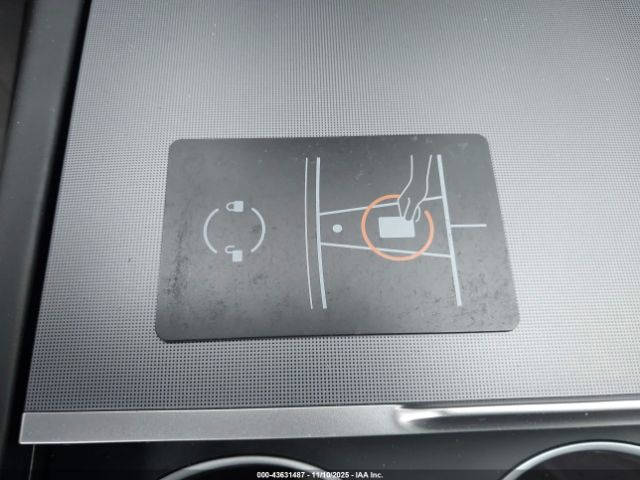 2024 TESLA MODEL 3 5YJ3E1ET4RF871702 Photo 10