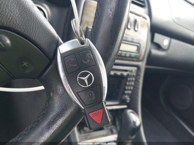 2002 MERCEDES-BENZ CLK 430 WDBLJ70G22T099940 Photo 10