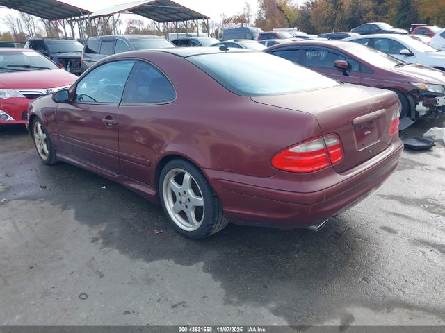 2002 MERCEDES-BENZ CLK 430 WDBLJ70G22T099940 Photo 2
