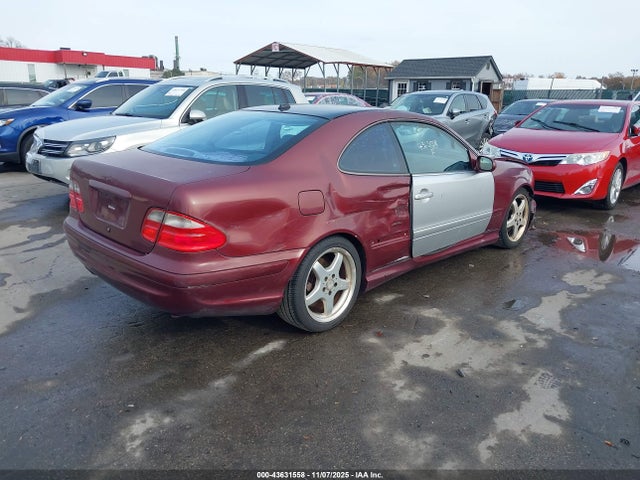 2002 MERCEDES-BENZ CLK 430 WDBLJ70G22T099940 Photo 3