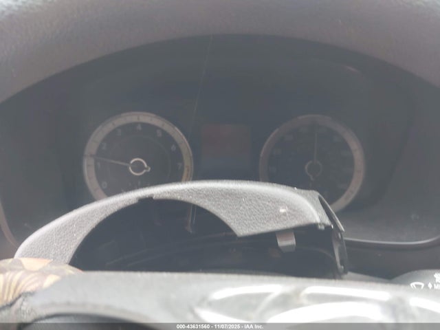 2021 HYUNDAI VENUE KMHRB8A37MU070419 Photo 6