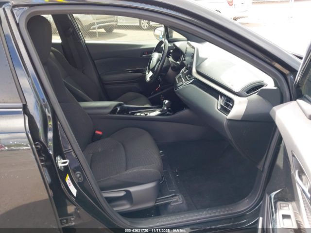 2019 TOYOTA C-HR JTNKHMBX0K1029025 Photo 4