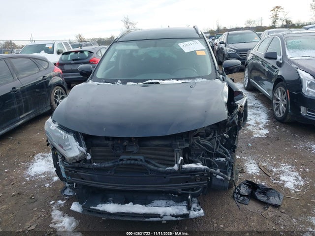 43631722 :رقم المزاد ، JN8AT2MV1HW016198 vin ، 2017 Nissan Rogue Sv مزاد بيع