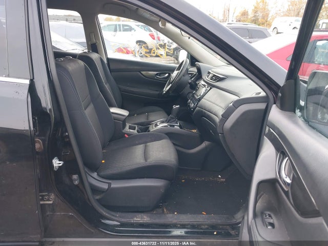 43631722 :رقم المزاد ، JN8AT2MV1HW016198 vin ، 2017 Nissan Rogue Sv مزاد بيع