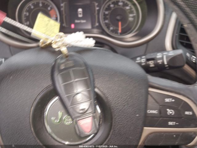 2016 JEEP CHEROKEE 1C4PJLCB5GW287904 Photo 10