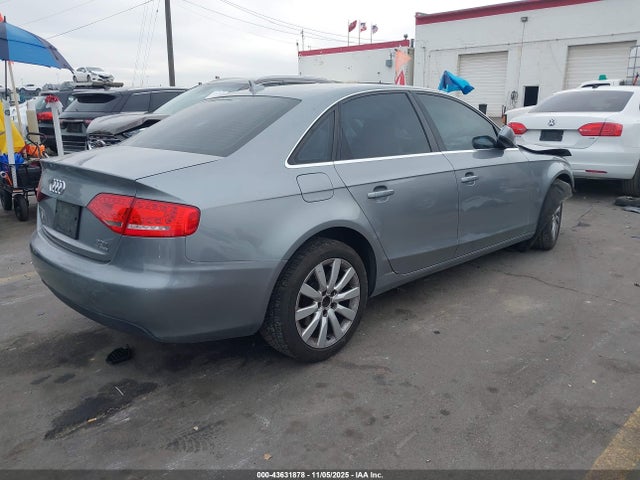 2010 AUDI A4 WAUHFAFL4AN066884 Photo 3