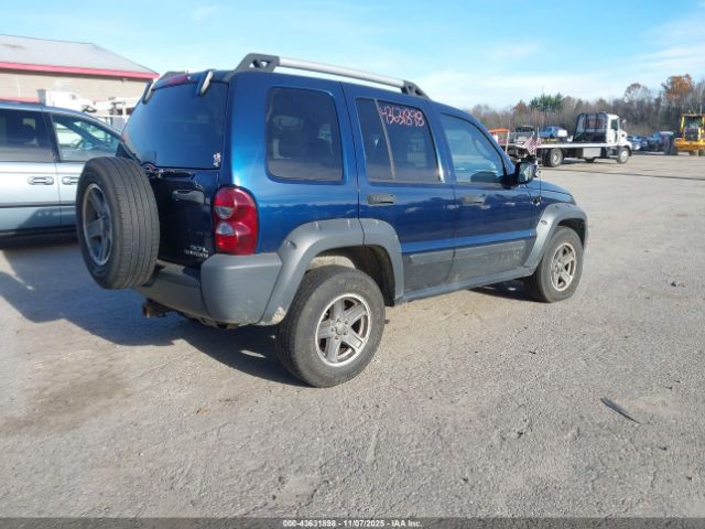 2005 JEEP LIBERTY 1J4GL38K05W606927 Photo 3