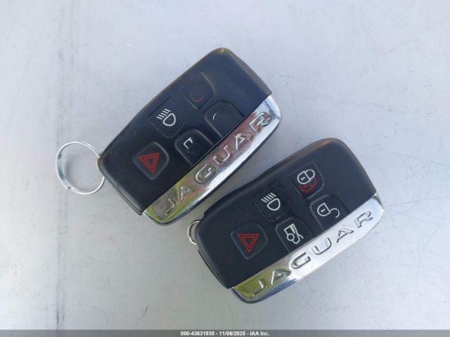 2017 JAGUAR XE SAJAD4BN6HA975912 Photo 10