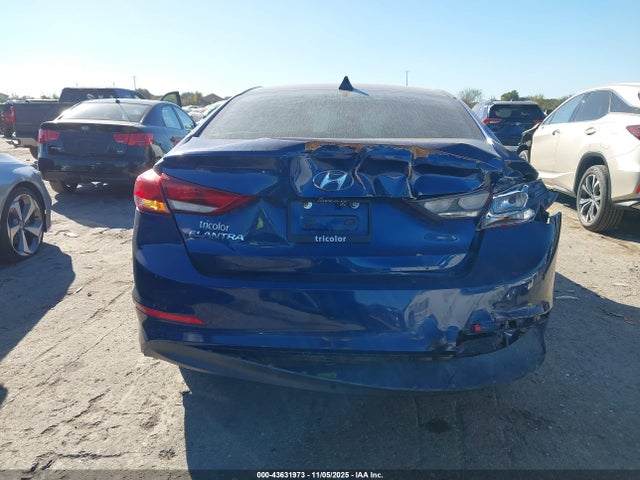 Продаж на аукціоні авто 2018 Hyundai Elantra Sel, vin: 5NPD84LF0JH218333, номер лоту: 43631973