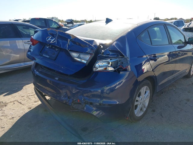 Продаж на аукціоні авто 2018 Hyundai Elantra Sel, vin: 5NPD84LF0JH218333, номер лоту: 43631973