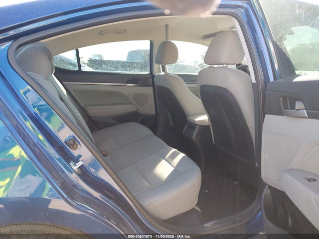 Продаж на аукціоні авто 2018 Hyundai Elantra Sel, vin: 5NPD84LF0JH218333, номер лоту: 43631973