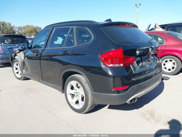 2014 BMW X1 WBAVM1C55EVW51378 Photo 2
