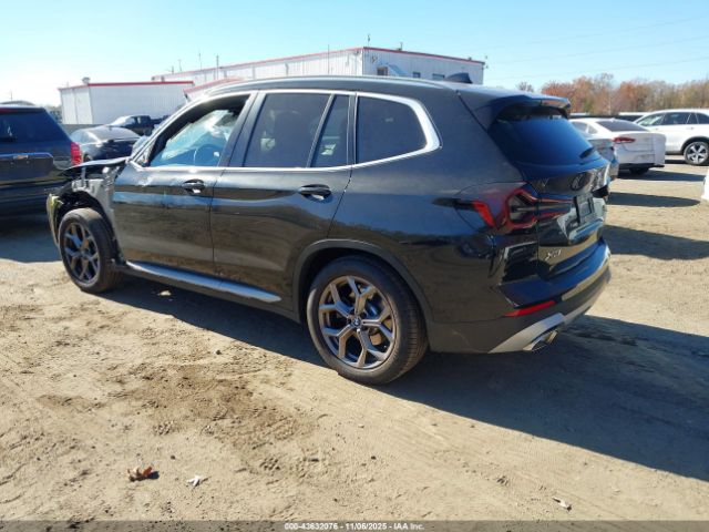 2024 BMW X3 WBX57DP0XRN279149 Photo 2